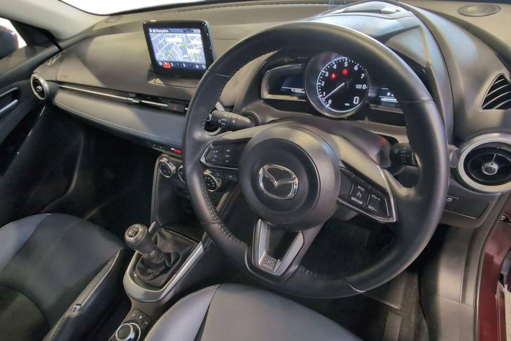 Mazda 2 1.5 Skyactiv G Gt Sport Nav Red #4