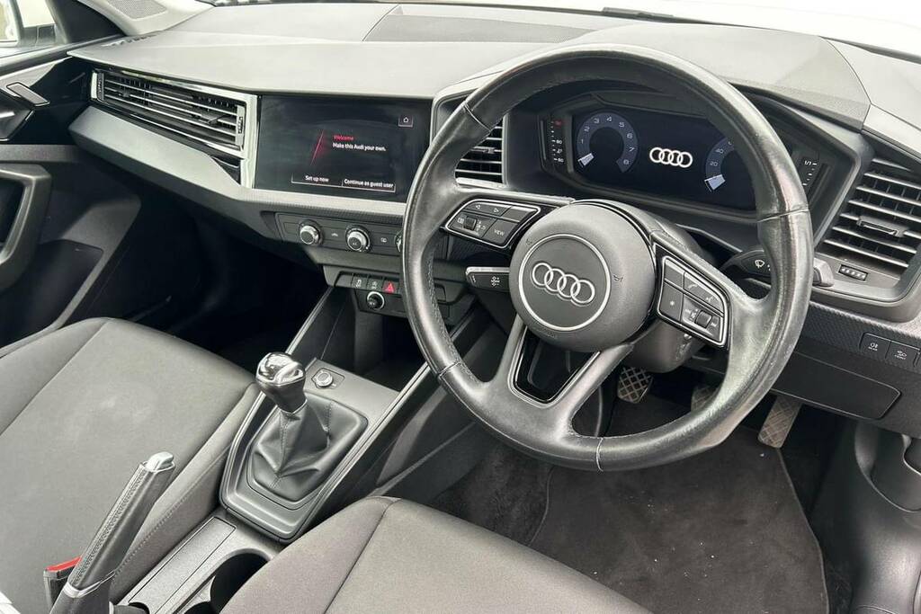 Audi A1 25 Tfsi Technik White #4