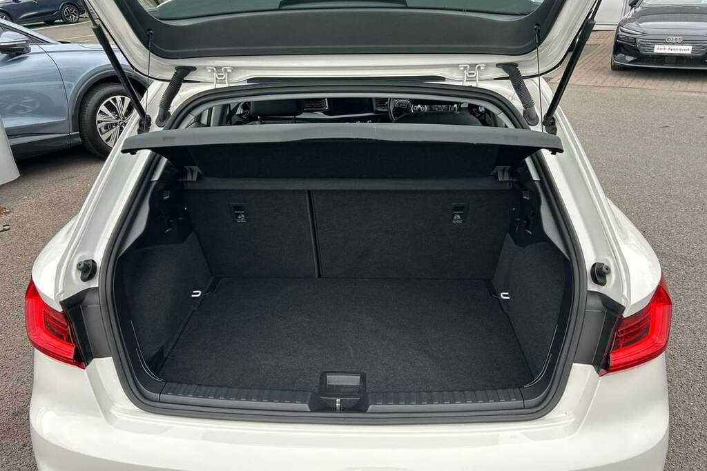 Audi A1 25 Tfsi Technik White #2