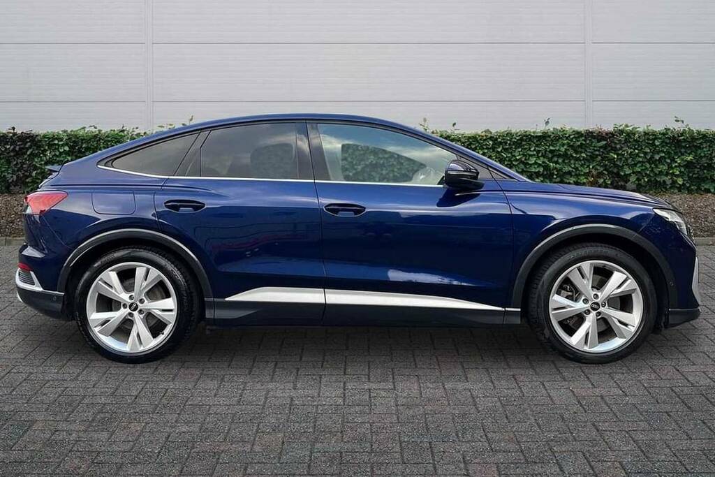 Audi Q4 E Tron 150Kw 40 82Kwh S Line Blue #4