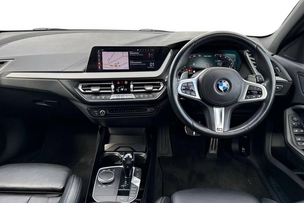 BMW 1 Series M135i Xdrive Step FV69ATX White #4