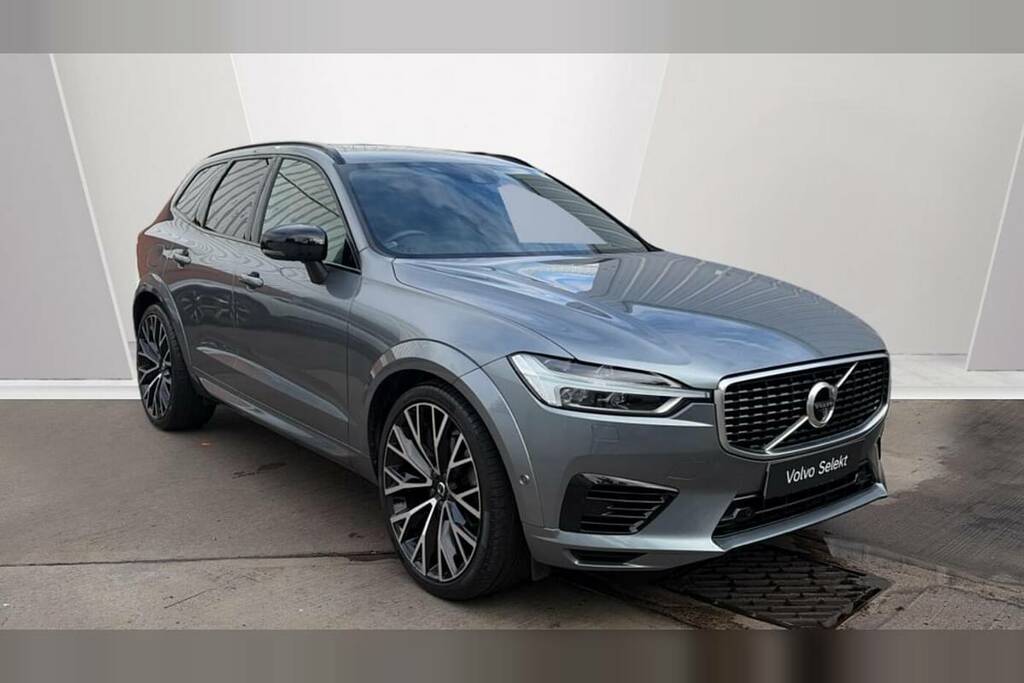 Volvo XC60 D4 Momentum Grey #1
