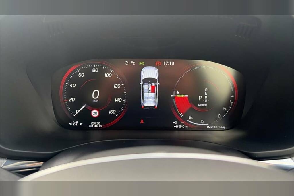 Volvo XC60 D4 Momentum Grey #24