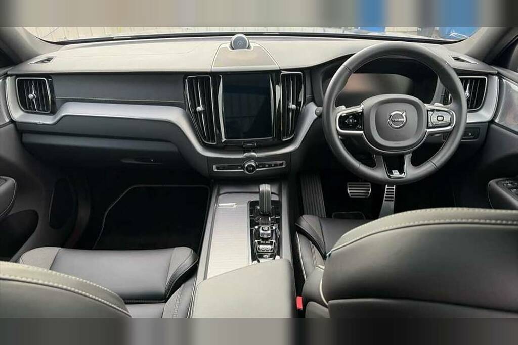 Volvo XC60 D4 Momentum Grey #5