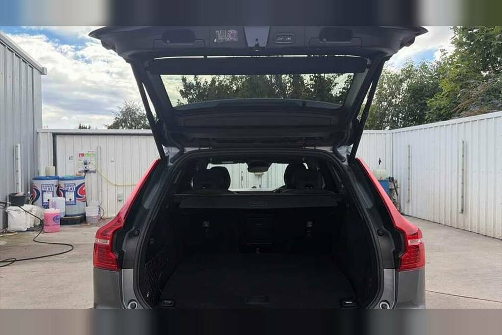 Volvo XC60 D4 Momentum Grey #22