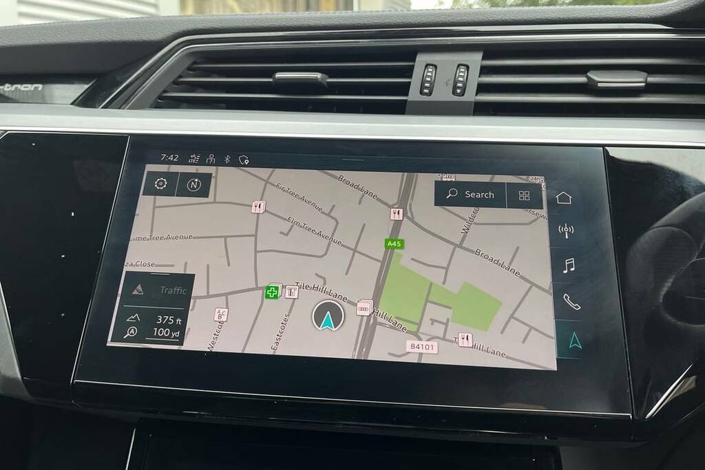 Audi Q8 e tron 300Kw 55 Quattro 114Kwh S Line Black #6