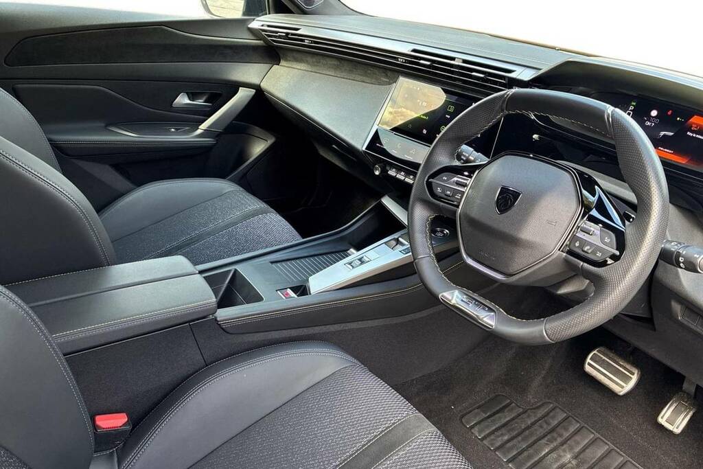 Peugeot 308 SW 1.2 Puretech Gt Eat8 White #4