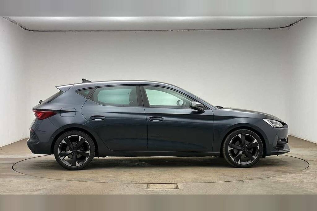 Cupra Leon 1.5 Etsi V1 Dsg Grey #4