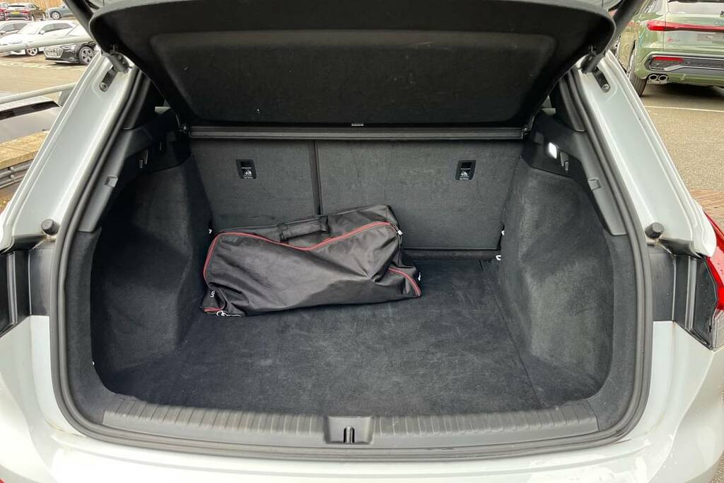 Audi Q4 E Tron 125Kw 35 55Kwh S Line White #2