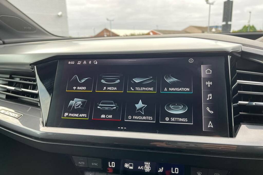 Audi Q4 E Tron 125Kw 35 55Kwh S Line White #3