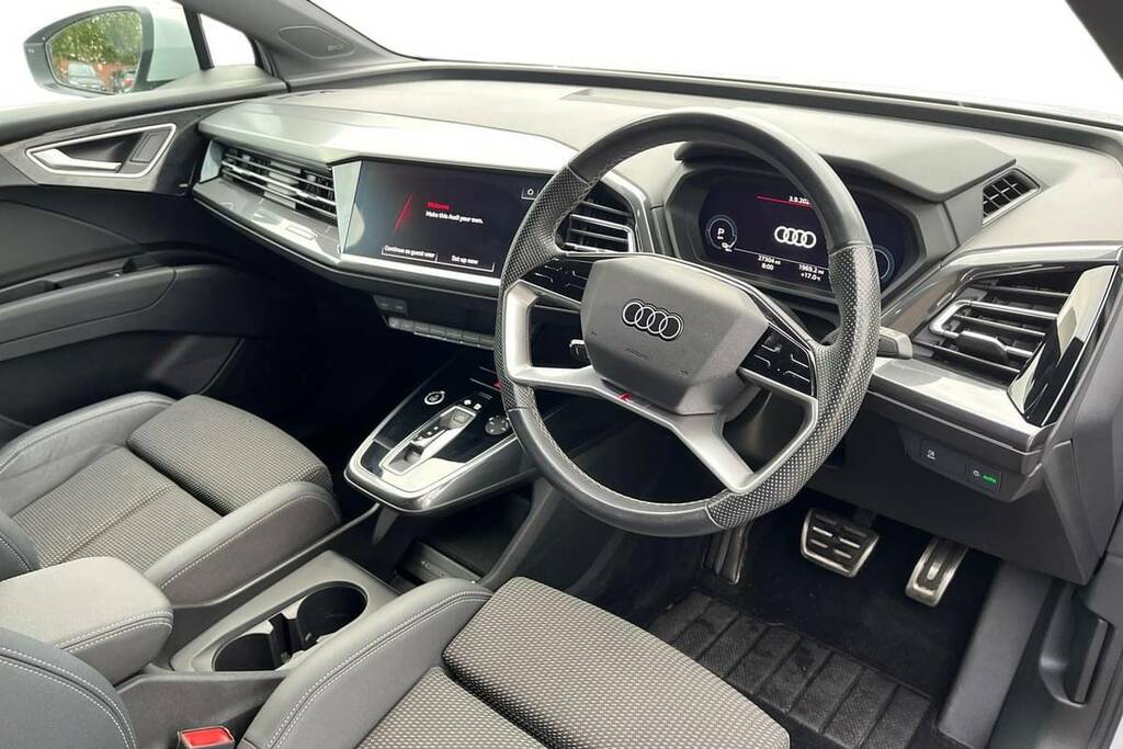 Audi Q4 E Tron 125Kw 35 55Kwh S Line White #4