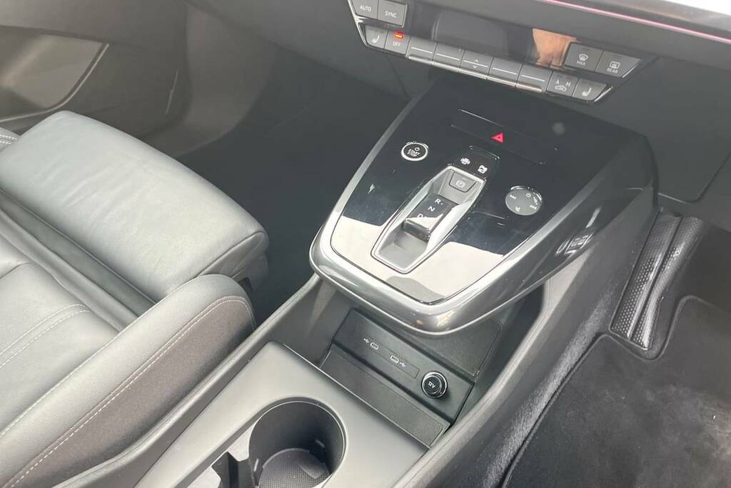 Audi Q4 E Tron 150Kw 40 82.77Kwh Edition 1 Grey #6