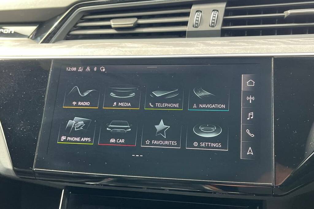 Audi E-tron 300Kw 55 Quattro 95Kwh Vorsprung GY22YKT Grey #2