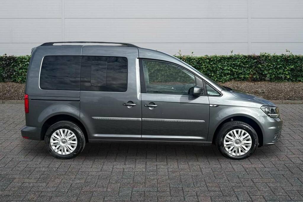 Volkswagen Caddy Life 2L Null Red #10