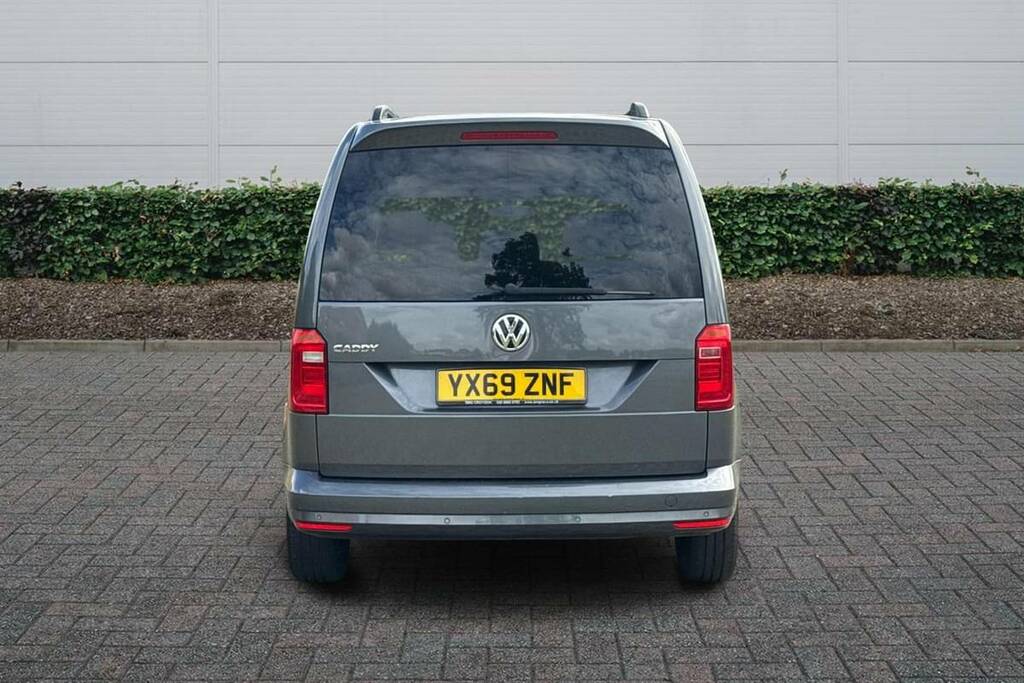 Volkswagen Caddy Life 2L Null Red #9