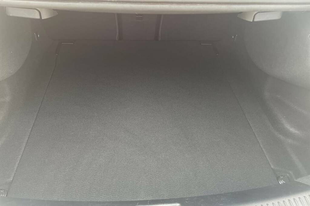 Mercedes-Benz CLA Class 200 Amg Line Executive Tip Grey #2