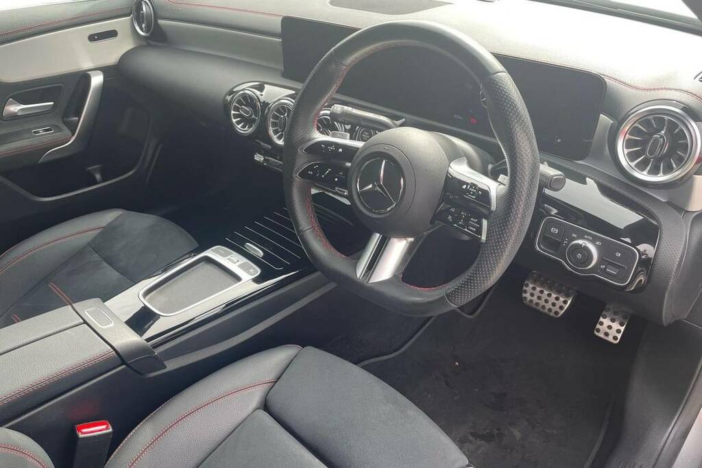 Mercedes-Benz CLA Class 200 Amg Line Executive Tip Grey #4