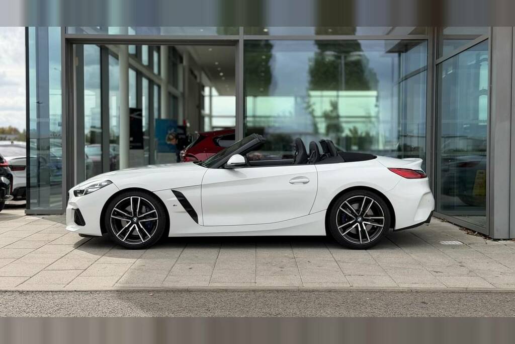 BMW Z4 Sdrive 20I M Sport White #2