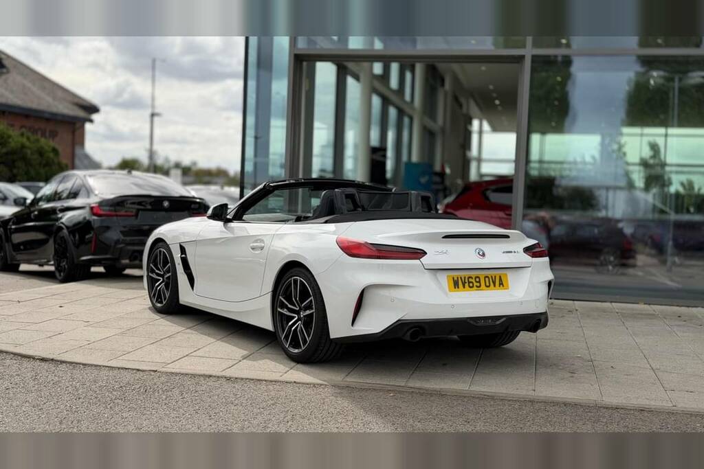 BMW Z4 Sdrive 20I M Sport White