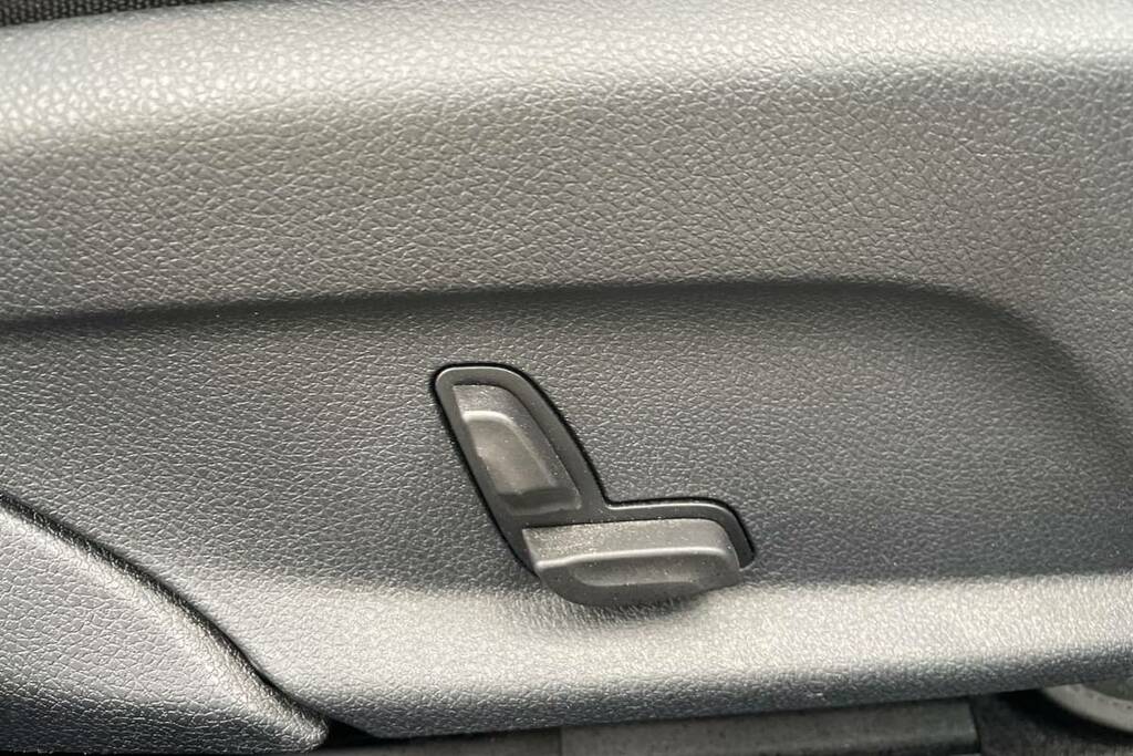 Mercedes-Benz E Class E300h Mhev Amg Line Silver #17