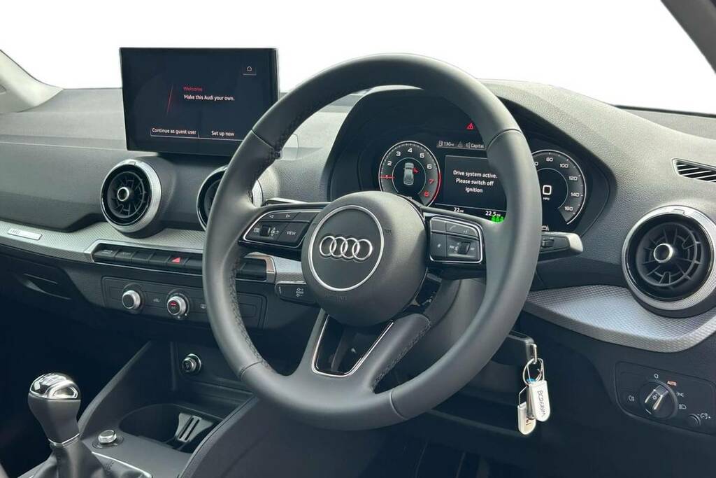 Audi Q2 30 Tfsi 116 Sport Grey #4
