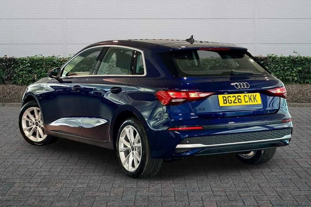 Audi A3 1.5 Tfsi E 204 Sport S Tronic Blue #3