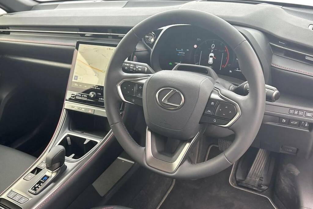 Lexus LBX 1.5 Premium E-cvt #7