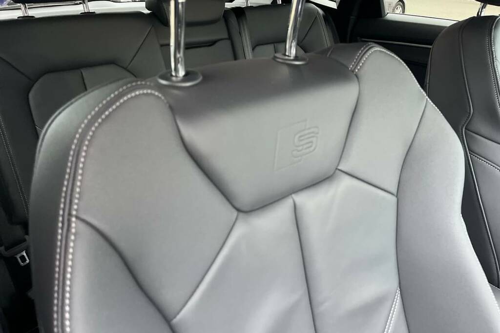 Audi Q3 35 Tfsi S Line S Tronic Leather Black #5