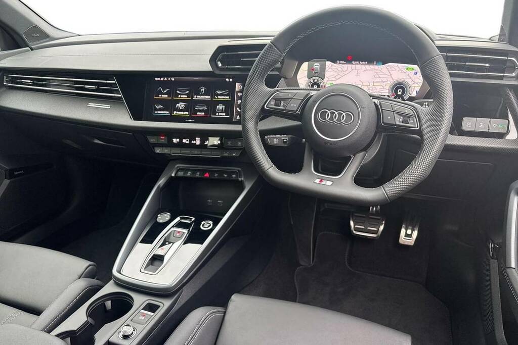 Audi A3 1.5 Tfsi 150 Black Edition S Tronic Black #4