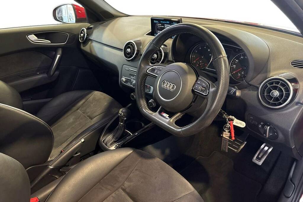 Audi A1 1.4 Tfsi 125 Black Edition Nav S Tronic Red #2