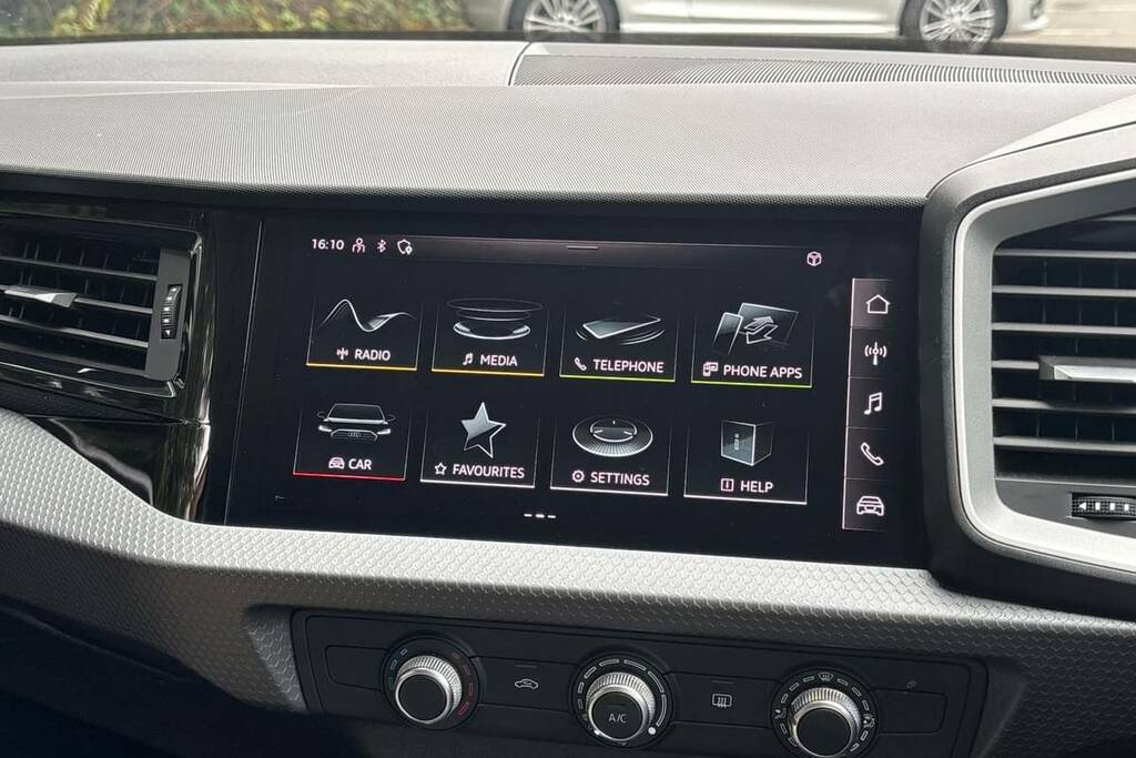 Audi A1 25 Tfsi Sport S Tronic Blue #3