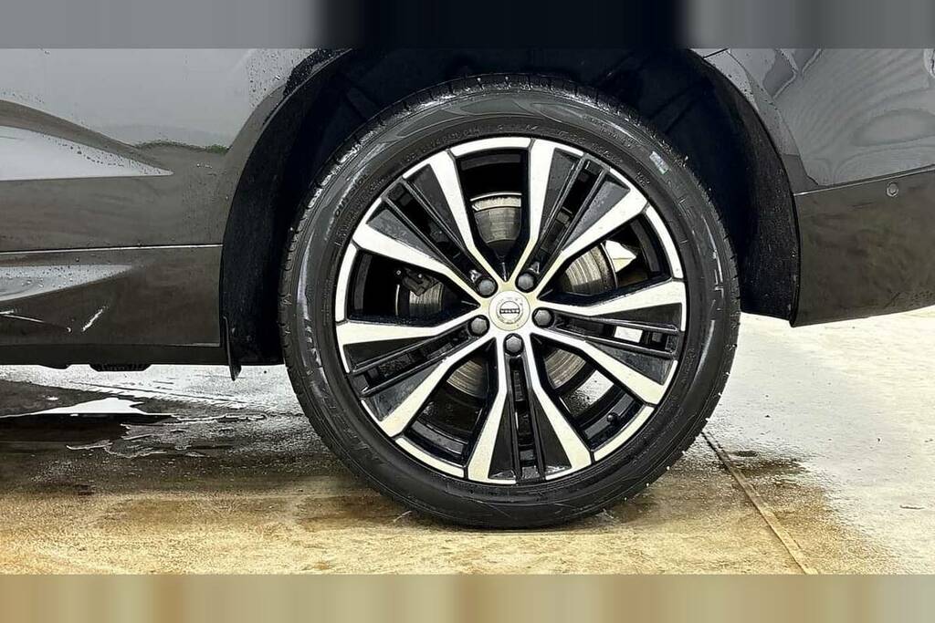 Volvo XC60 2L Plus Grey #32