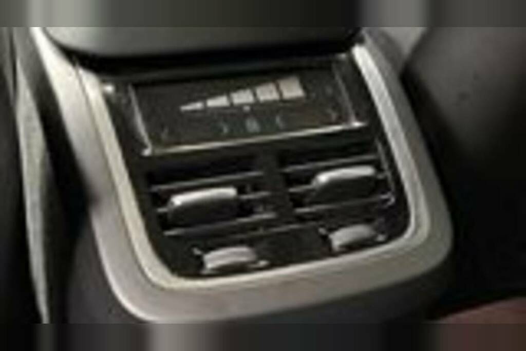 Volvo XC60 2L Plus Grey #33