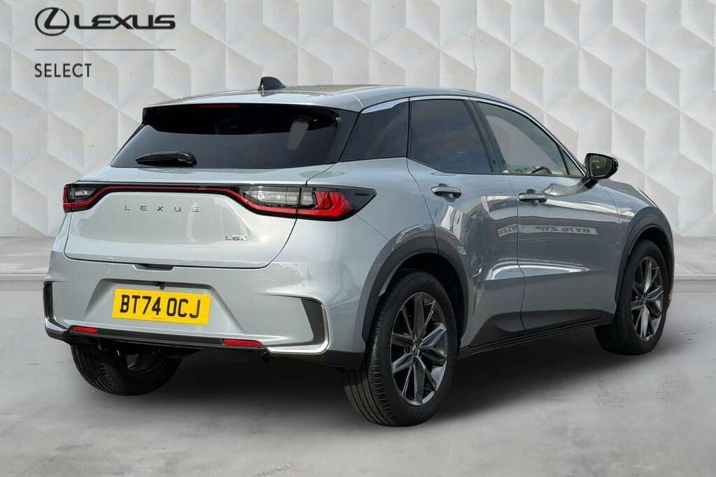 Lexus LBX 1.5 Premium Plus E-cvt Grey #2