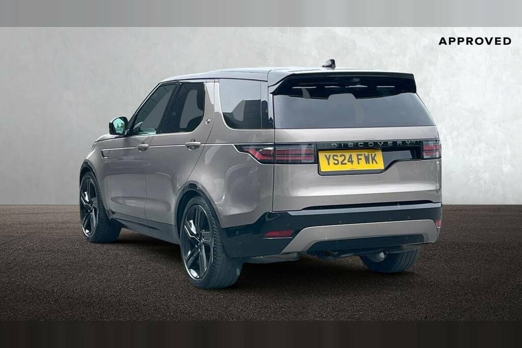 Land Rover Discovery 3.0 D300 Dynamic Hse Brown #2