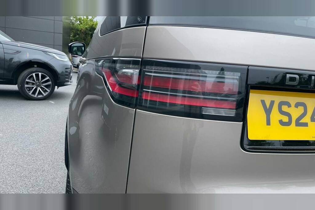 Land Rover Discovery D300 Dynamic Hse Eiger Grey Grey #26