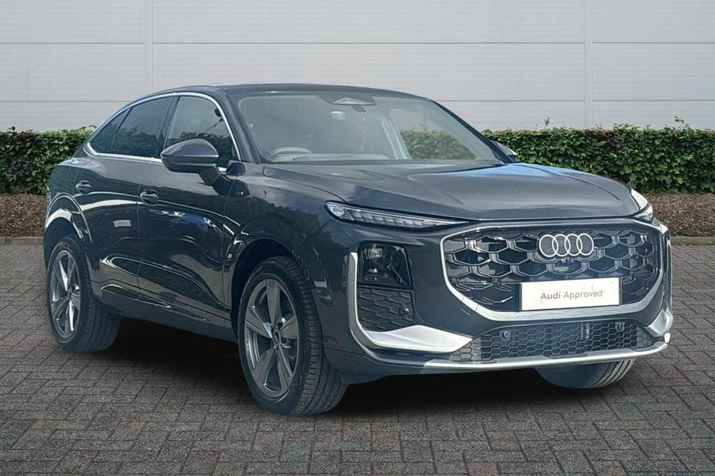 Audi Q3 1.5 E-hybrid S Line S Tronic Grey