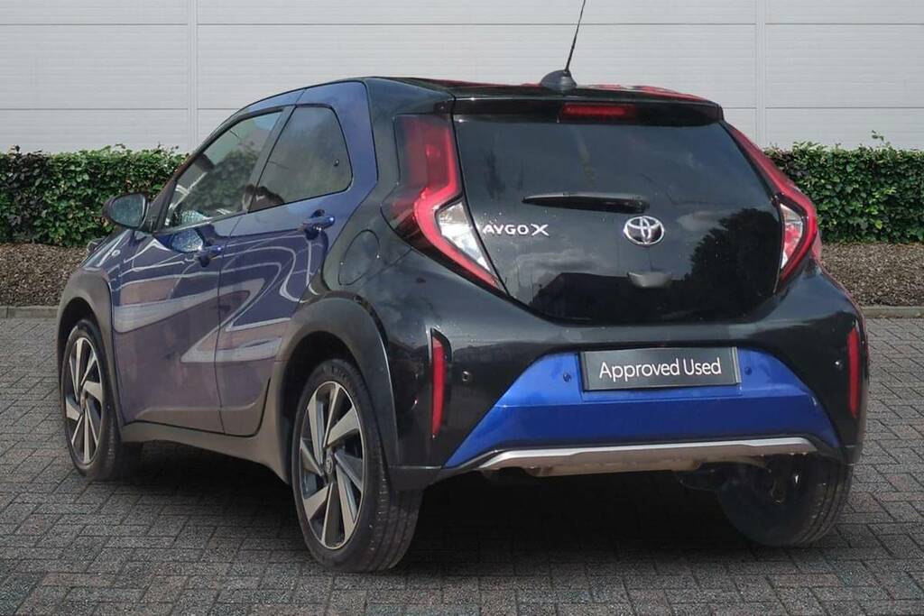 Toyota Aygo X 1.0 Vvt-i Exclusive Blue #2