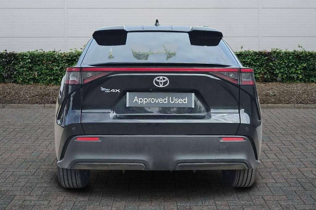 Toyota bZ4X 150Kw Motion 71.4Kwh 11Kw Black #3