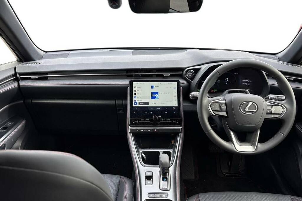 Lexus LBX 1.5 Premium Plus E-cvt Silver #6