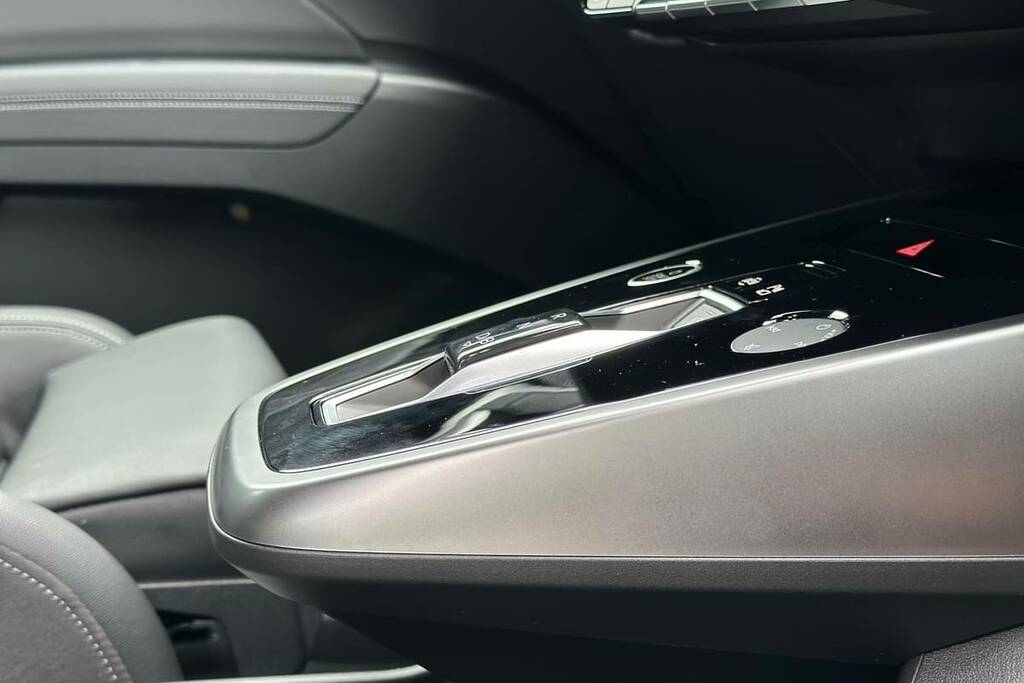 Audi Q4 E Tron 150Kw 40 63Kwh Sport Leather Black #6