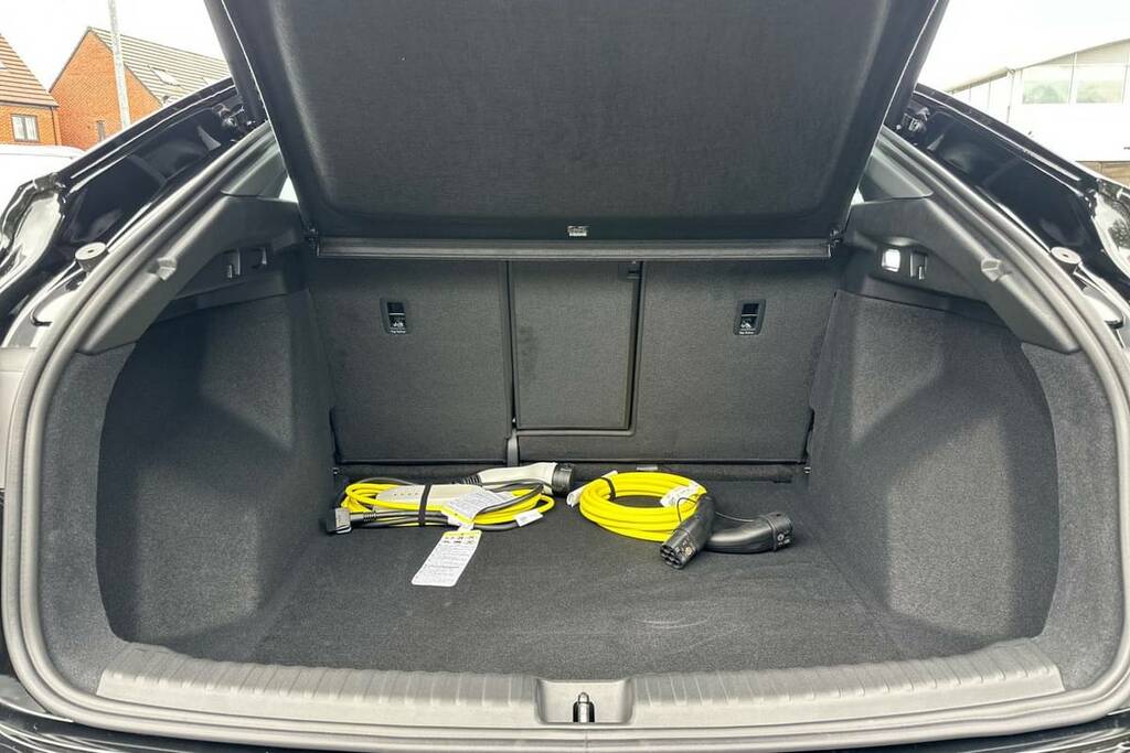 Audi Q4 E Tron 150Kw 40 63Kwh Sport Leather Black #2