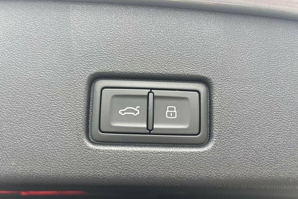 Audi Q4 E Tron 210Kw 45 82Kwh S Line Leather Grey #5