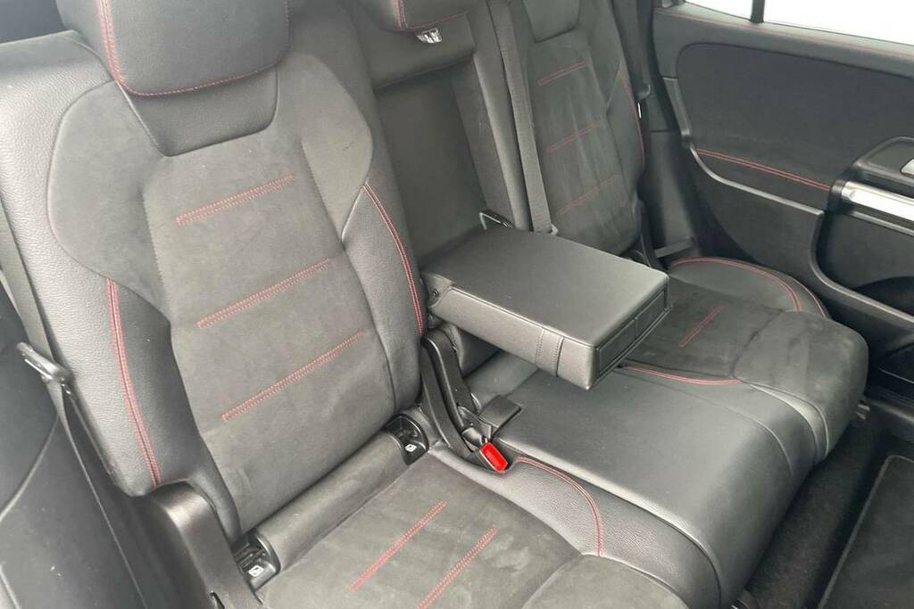 Mercedes-Benz GLB Class Glb 220 Amg Line Premium D 4Matic Grey #28