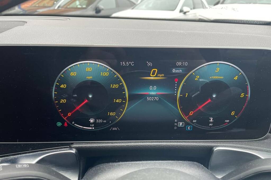 Mercedes-Benz GLB Class Glb 220 Amg Line Premium D 4Matic Grey #17