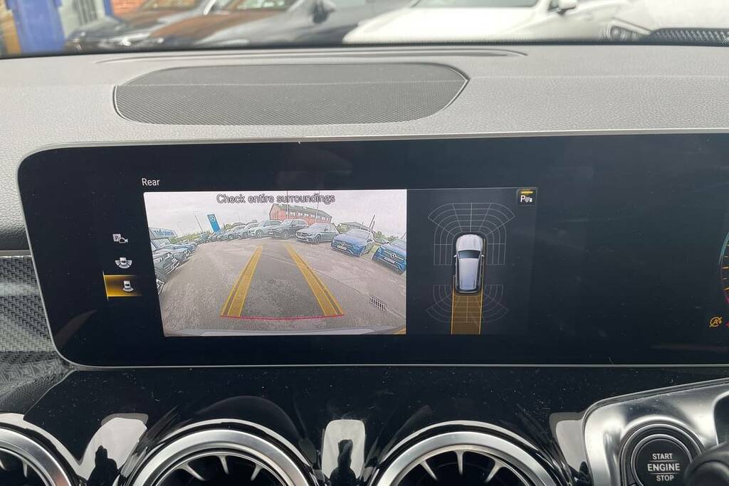 Mercedes-Benz GLB Class Glb 220 Amg Line Premium D 4Matic Grey #15