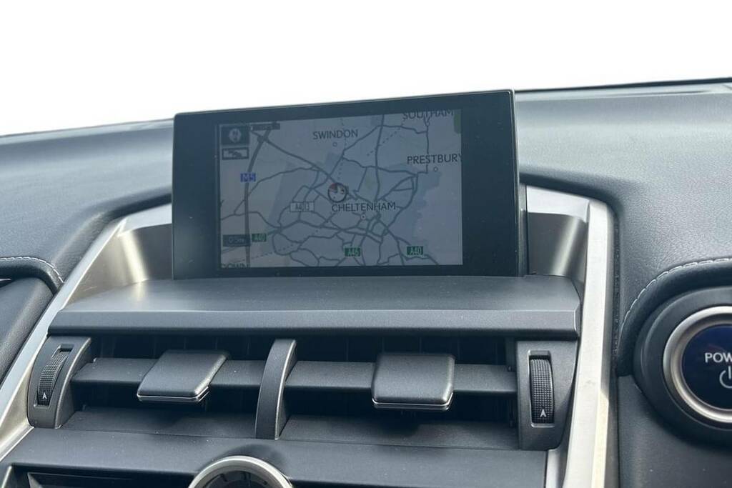 Lexus NX Nx300h Premier White #9
