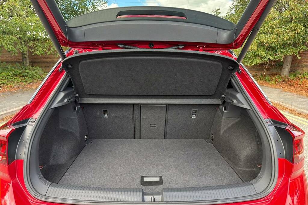 Volkswagen T-Roc 1.5 Tsi R-line Dsg Red #2