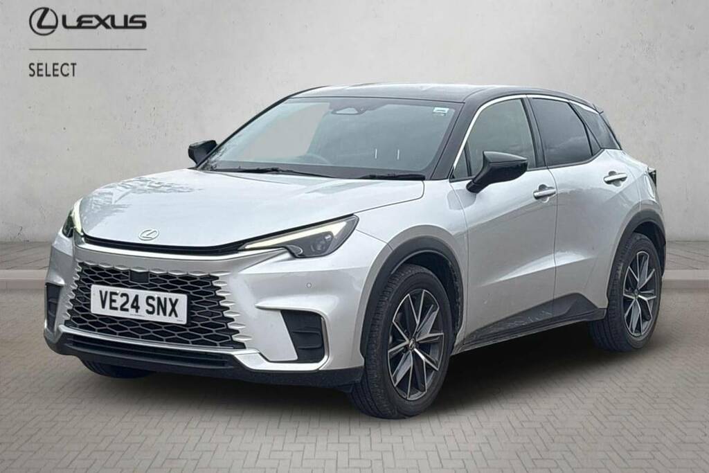 Lexus LBX 1.5 Premium Plus E-cvt Silver #3