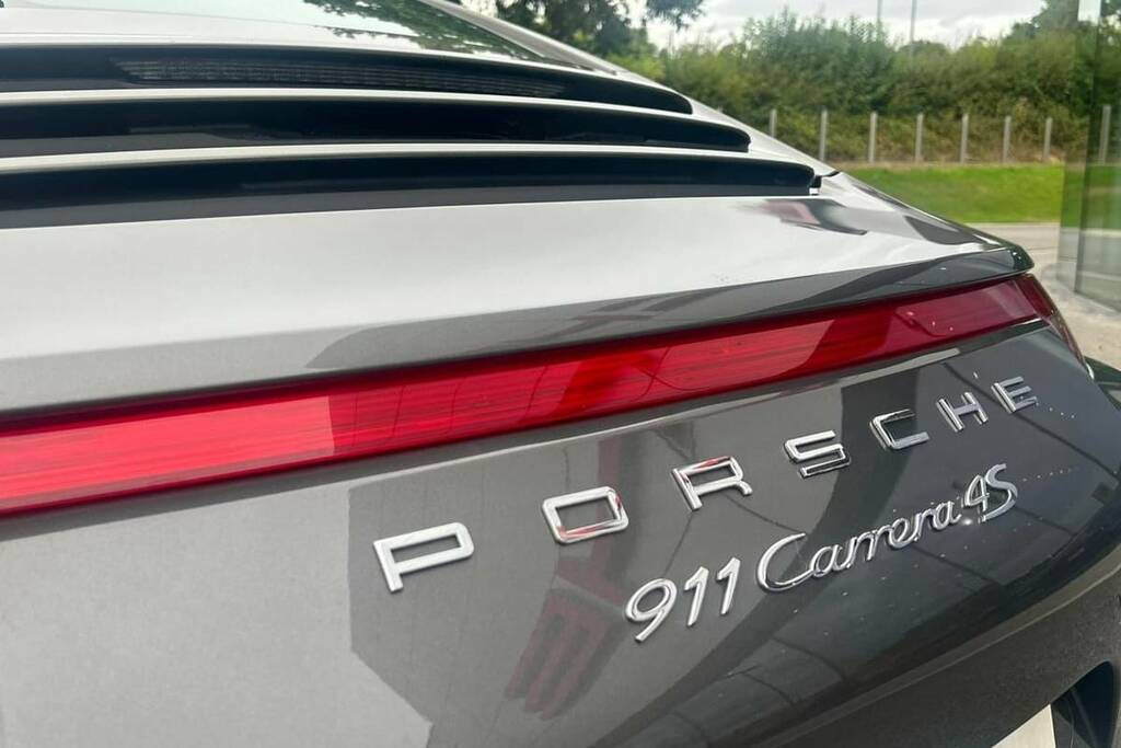 Porsche 911 Gt3 Pdk Grey #33